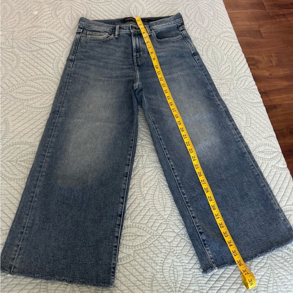 Banana Republic High-Rise Wide-Leg Crop Jeans - Picture 6 of 8